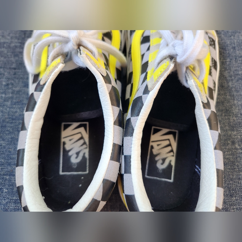 Vans Old Skool Checkered Yellow and Black Sneakers - Picture 7 of 9